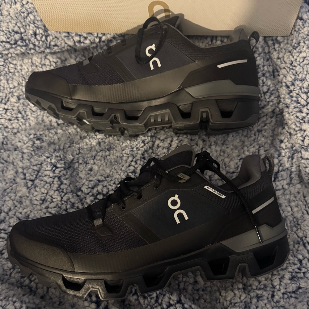 On Cloudwander Waterpoof Men’s 13